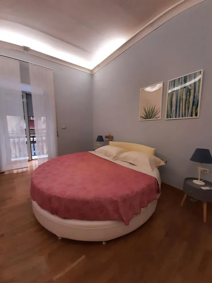 Apartment Pignasecca Home Naples Italy